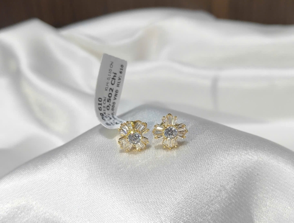 Bông Tai Vàng 610 – Nhỏ Nhẹ Mà Xinh