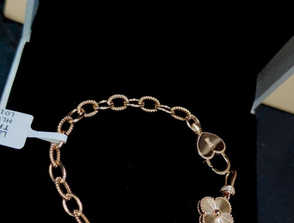 L01454 Lắc tay xích VCA (HK)750