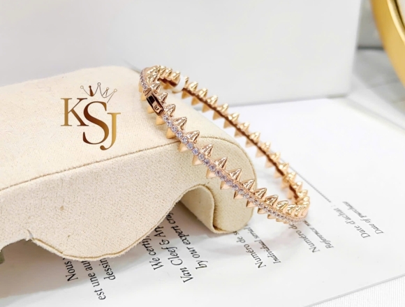 V01057 Vòng Cartier Clash (1:1)750 ni 50