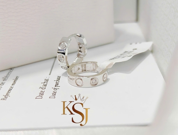 B02380 Bông tai Carti (HK)750