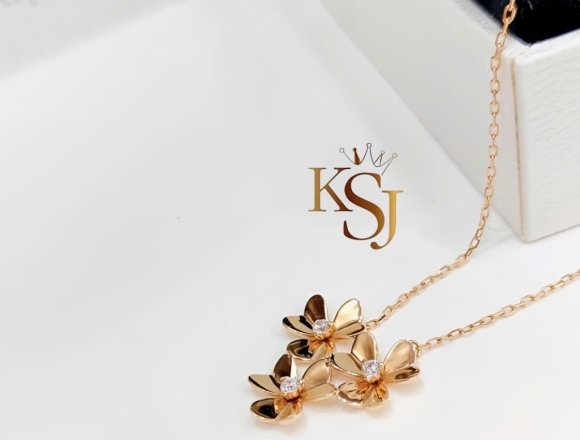 D00849 Dây chuyền 3 hoa (HK)750