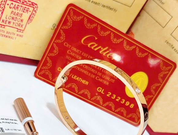 V01112 Vòng Cartier bảng 6li 1vít 1hột (1:1)750 số 16 
