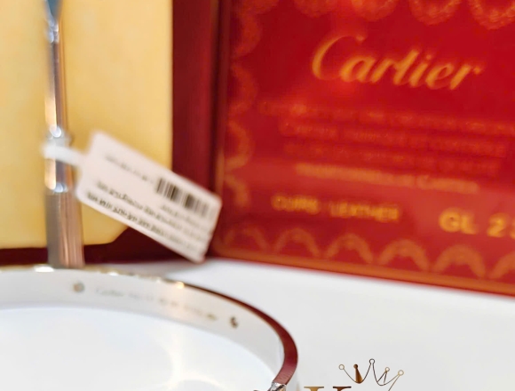 V01123 Vòng Cartier bảng 6li 1vít 1hột (1:1)750 số 19