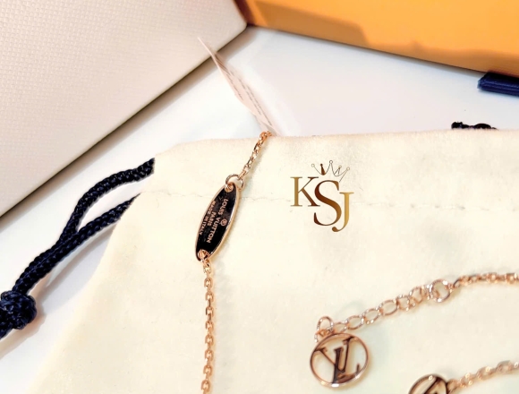 L01495 Lắc tay LV thẻ (1:1)750