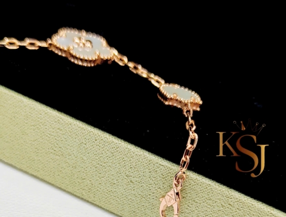 L01499 Lắc tay VCA lucky hồ điệp (1:1)750