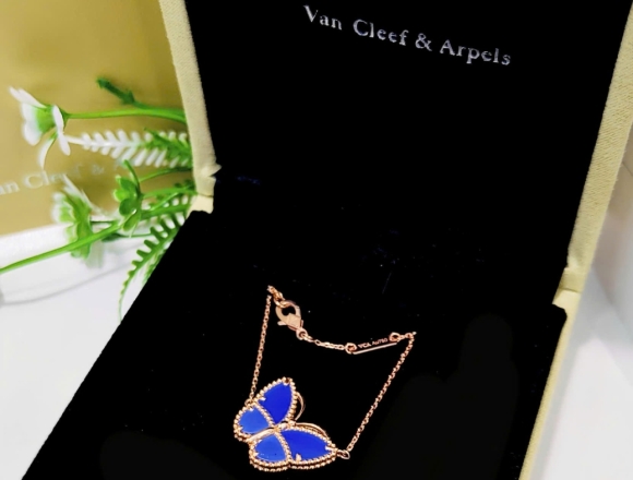 D02589 Dây chuyền VCA hồ điệp xanh (1:1)750
