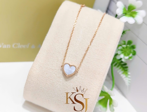 L01333 Lắc tay VCA trái tim xà cừ trắng (1:1)750
